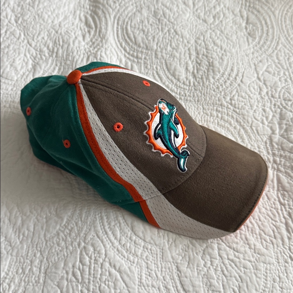 Reebok Brown and Teal Hat
